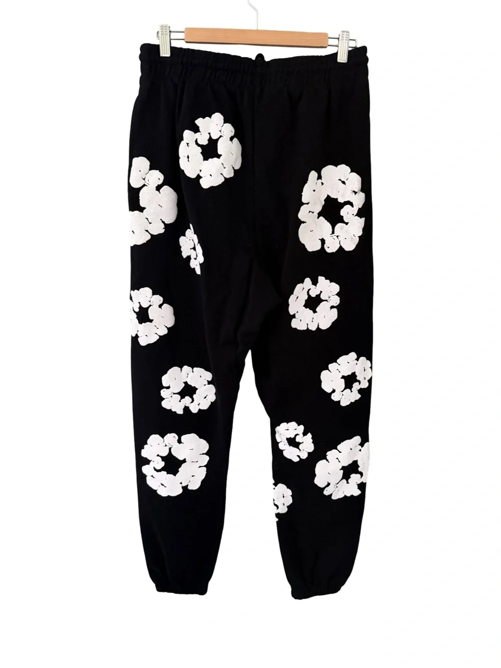 Denim Tears The Cotton Wreath Sweatpants NWOT Size M